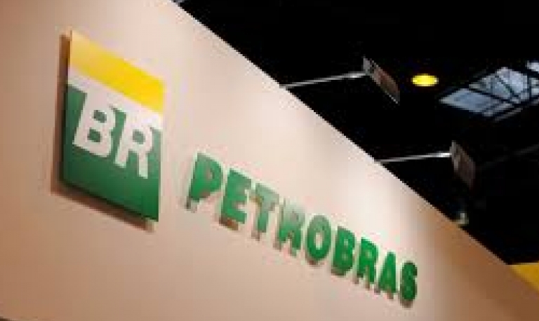 Governo planeja privatizar Petrobras em 2022