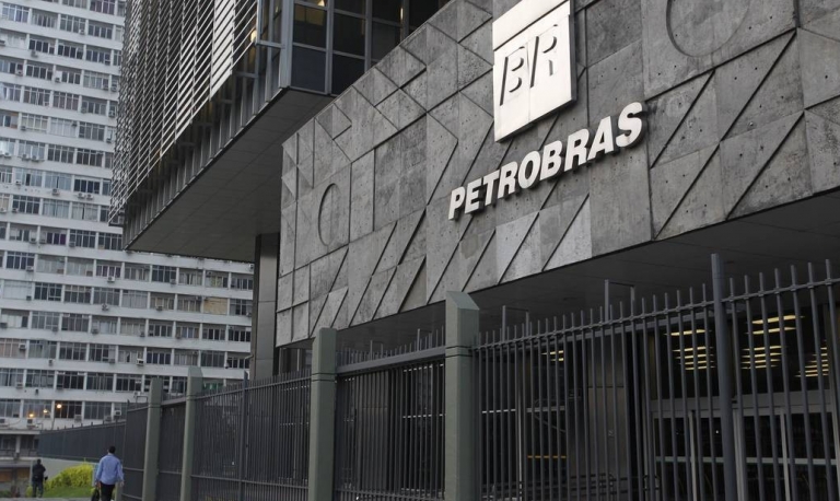Petrobras firma acordo com estatal indiana para fornecimento de petróleo
