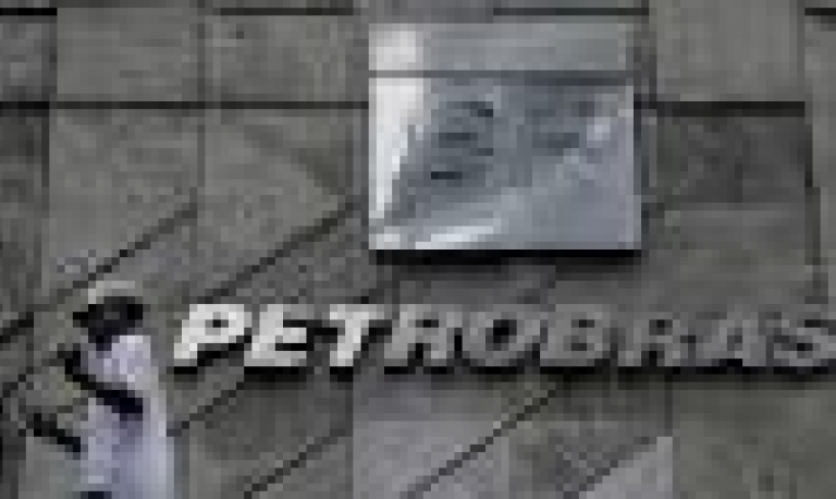 Petrobras segura oferta da BR para momento melhor
