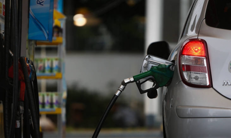 Aumento da gasolina anunciado pela Petrobras nas refinarias deve ser de 0,9% nos postos